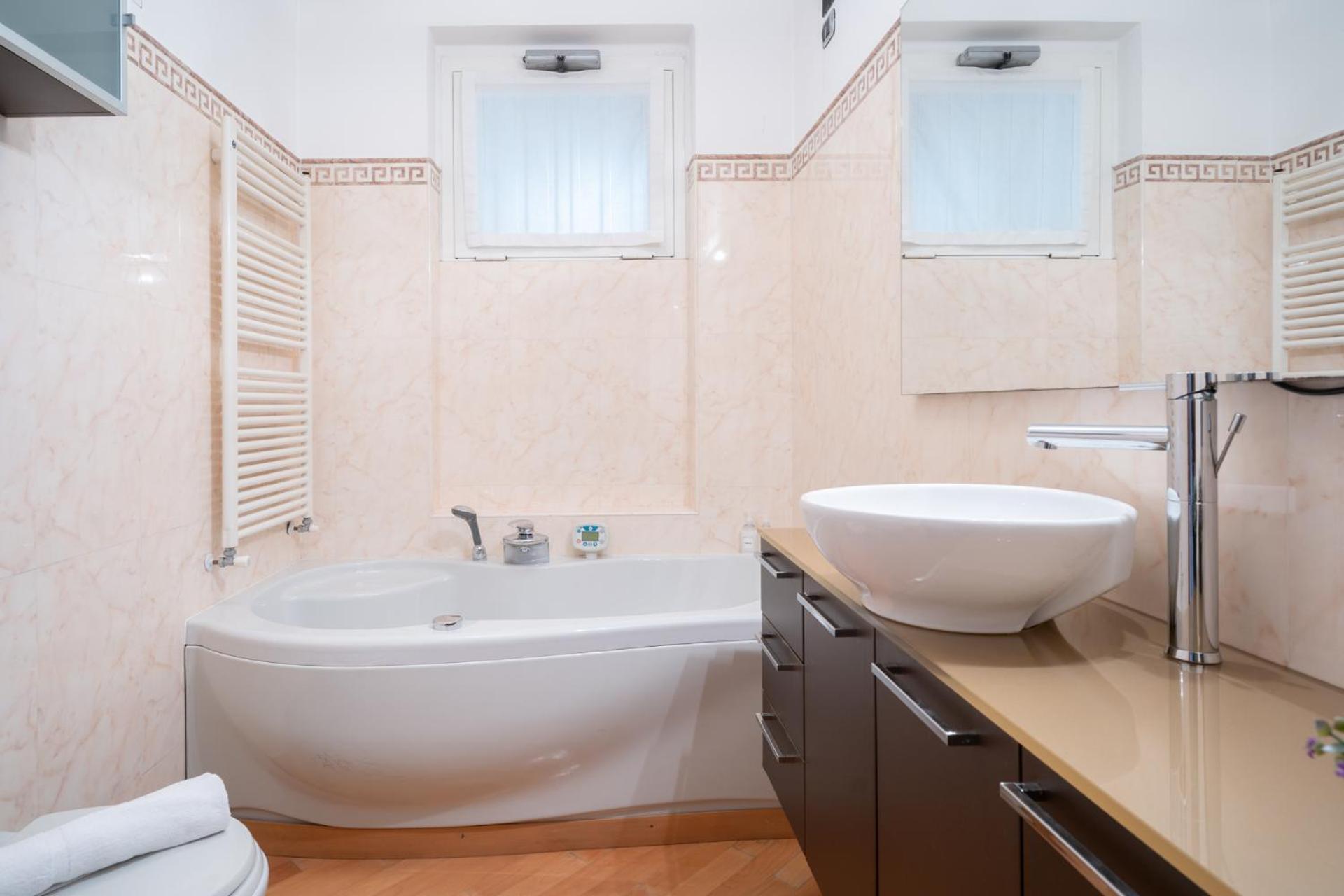 Como Lake - Apartment In Residence 5 Minutes From Lecco Center Galbiate Exterior foto
